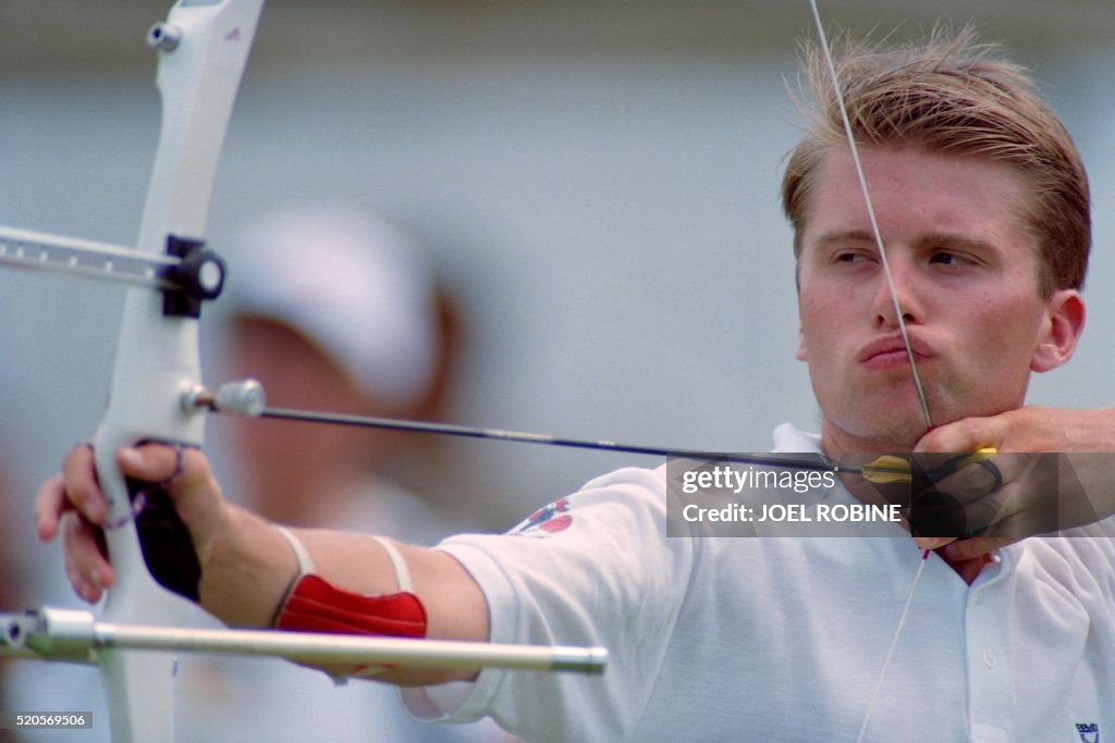 OLY-1992-ARCHERY