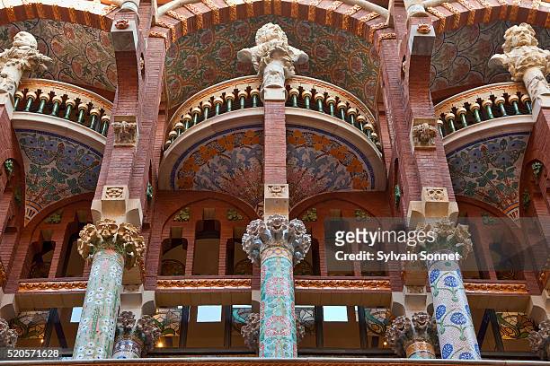 barcelona, architectural sculpture decorating palau de la musica - musica stock pictures, royalty-free photos & images