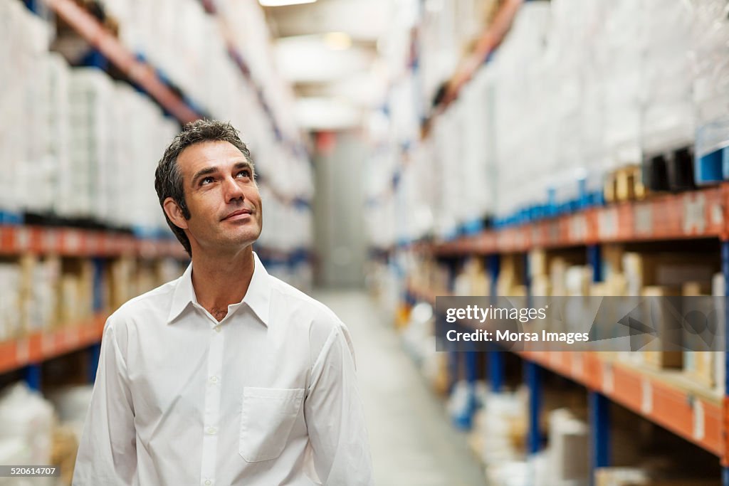 Supervisor in warehouse