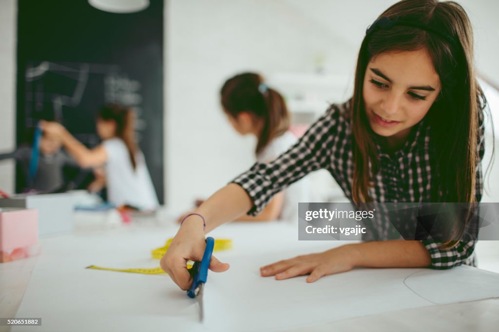 Nähen Klasse für Kinder.