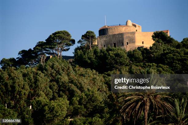 fort saint agathe - porquerolles imagens e fotografias de stock