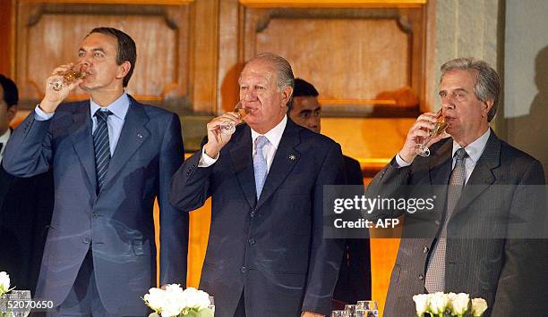 Spanish Prime Minister Jose Luis Rodriguez Zapatero , Chilean President Ricardo Lagos and Uruguay's elected President Tabare Vazquez, drink a toast...