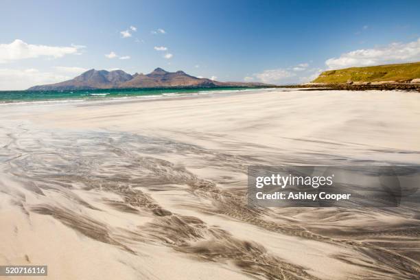 Rhum Scotland 122 Eigg Mountain Stock Photos, High-Res Pictures, and Images - Getty ...