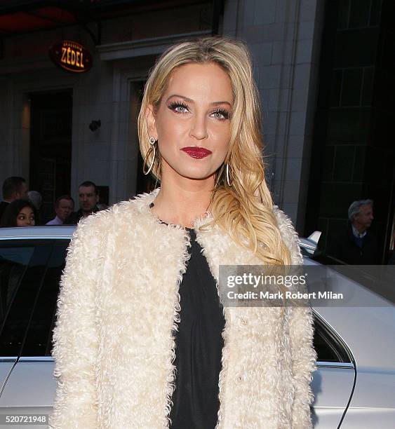 Sarah Harding Intimo 2,931 Sarah Harding Photos Stock Photos, High-Res Pictures, and Images ...