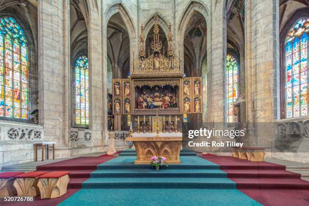 st. barbara's church - iglesia católica romana fotografías e imágenes de stock