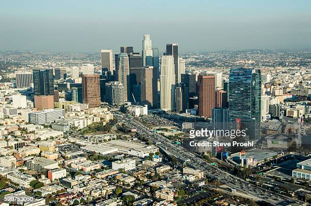 los angeles - los angeles skyline stock pictures, royalty-free photos & images