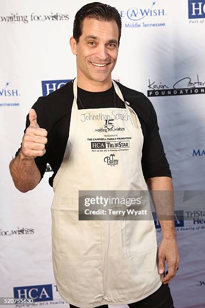 Actor Johnathon Schaech attends the Waiting for Wishes Celebrity Waiters Dinner on April 12, 2016 in Nashville, Tennessee.
