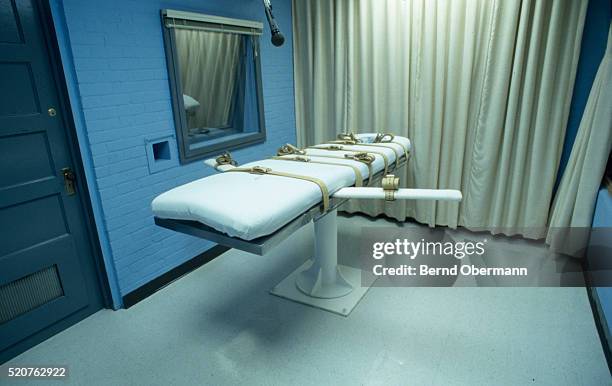 huntsville texas usa death chamber - capital punishment stock pictures, royalty-free photos & images