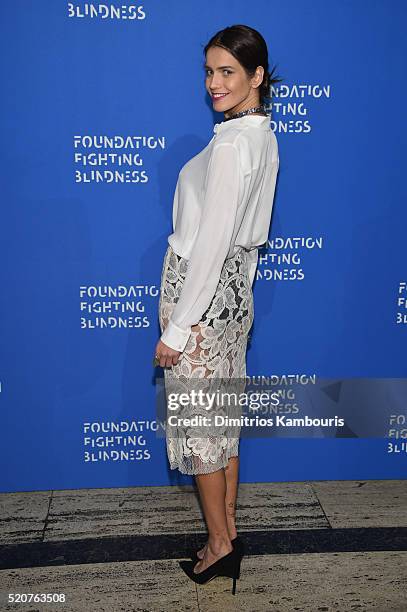 Model Amanda Wellsh attends the Foundation Fighting Blindness World Gala at Cipriani 42nd Street on April 12, 2016 in New York City.