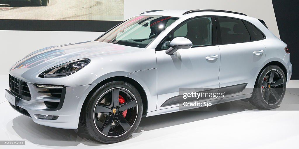 Porsche Macan GTS cruzamiento por vehículos deportivos utilitarios (SUV