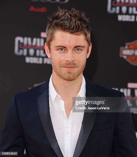 Luke Mitchell Actor Photos and Premium High Res Pictures - Getty Images