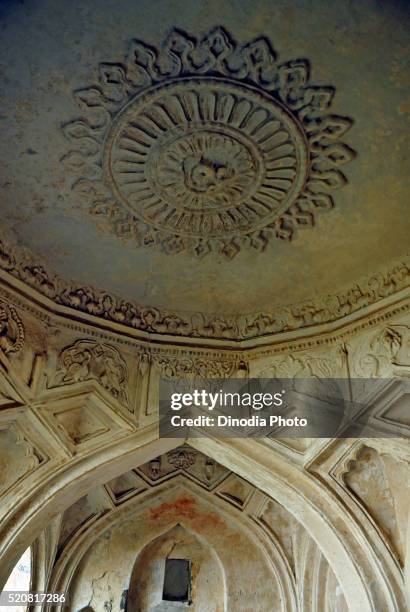 Devli Devli Photos and Premium High Res Pictures - Getty Images