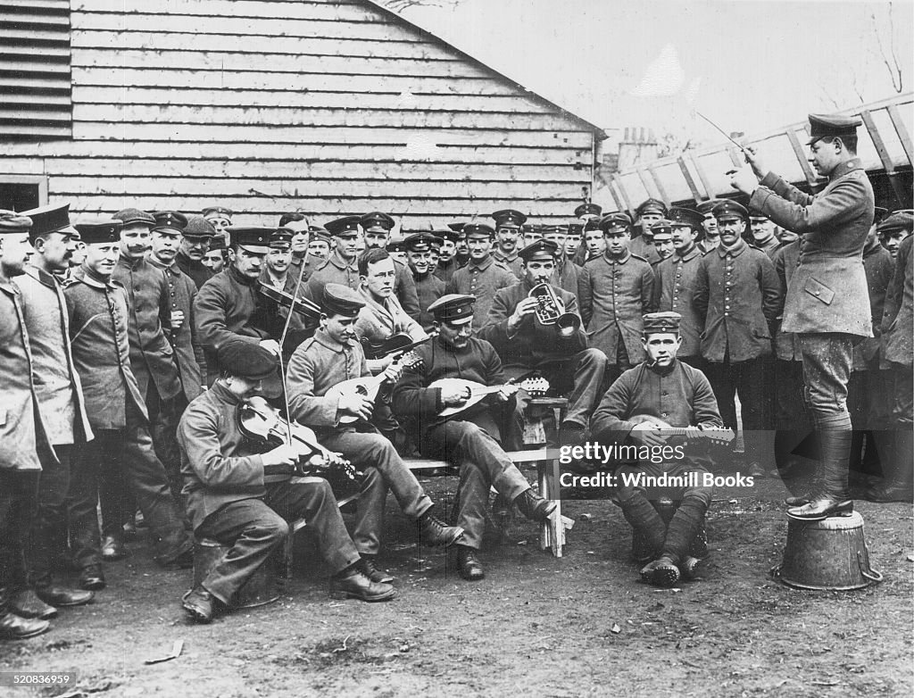 British Front. Behind The Lines, POW's.