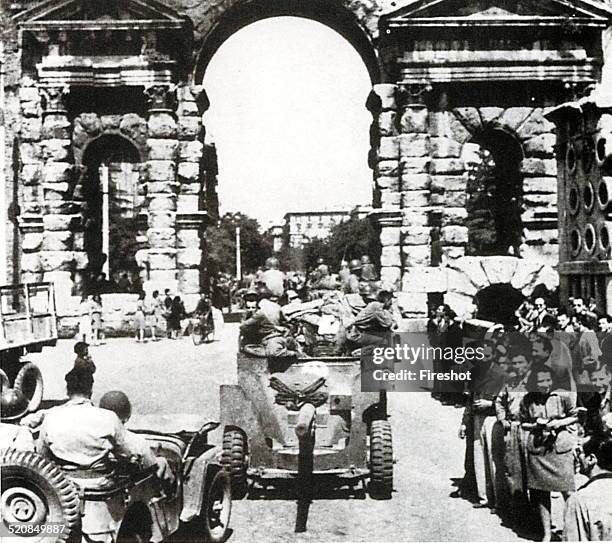 Second World War-Italian Campaign in June 1944 Americans enter Rome from the Porta Maggiore June 4, 1944.