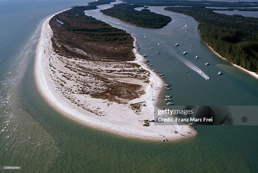 Beach and Boats in Ten Thousand Islands
