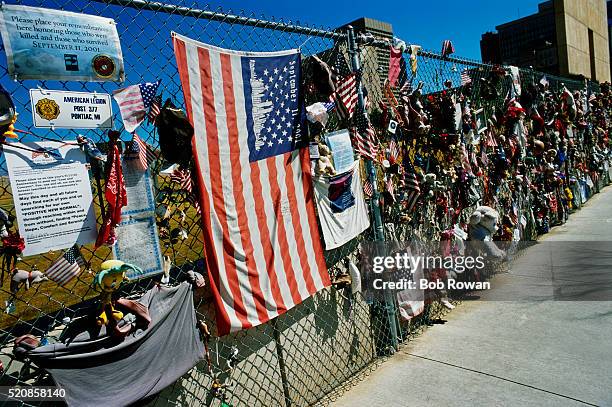 fence decorated at oklahoma city national monument - oklahoma city bombing stock pictures, royalty-free photos & images