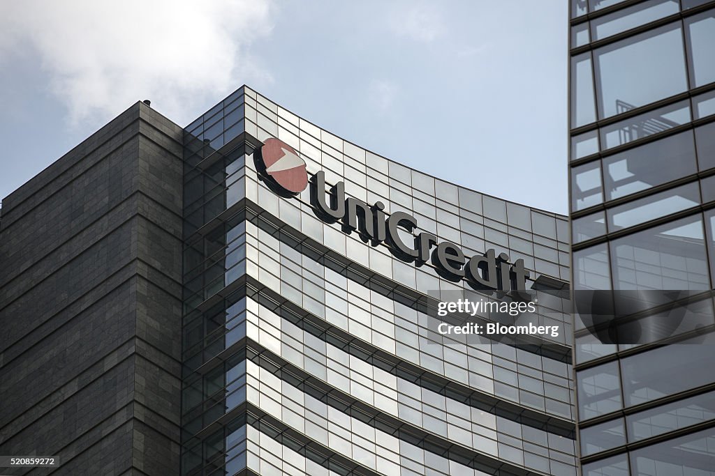 Italian Bank Branches As 5 Billion Euro 'Atlante' Rescue Fund Created