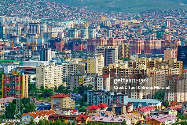 mongolia, ulan bator, cityscape - ulaanbaatar stockfoto's en -beelden