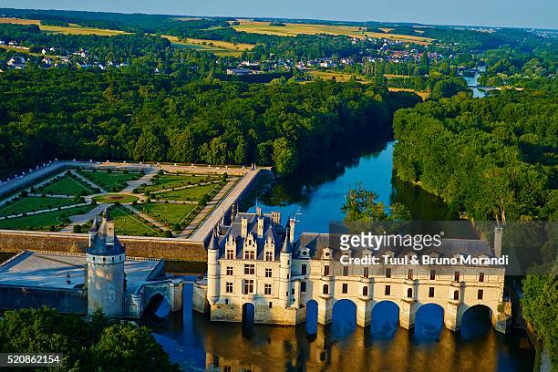 france, loire valley, chenonceau castle - château de chenonceau stock pictures, royalty-free photos & images