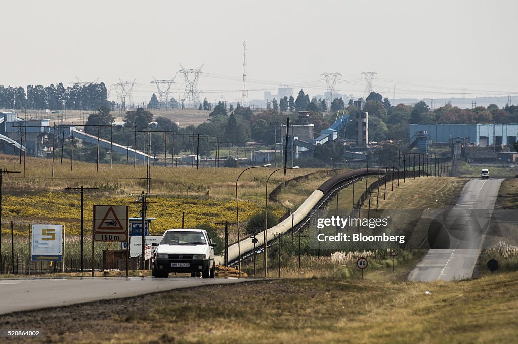 Glencore Mine Sale To Gupta-Zuma Business Gets Banks Support