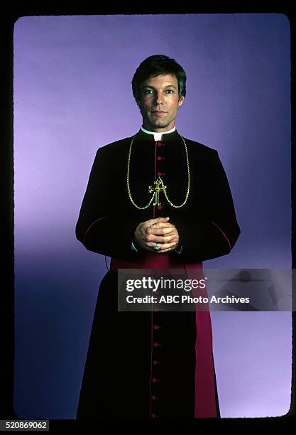 Miniseries - Gallery - Airdate: March 27 through 30, 1983. RICHARD CHAMBERLAIN