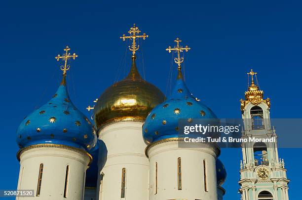 golden ring in sergiyev posad, russia - russian orthodoxy stock pictures, royalty-free photos & images