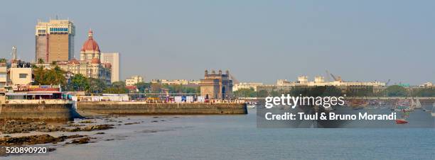 mumbai, gateway of india - gateway of india mumbai stock pictures, royalty-free photos & images