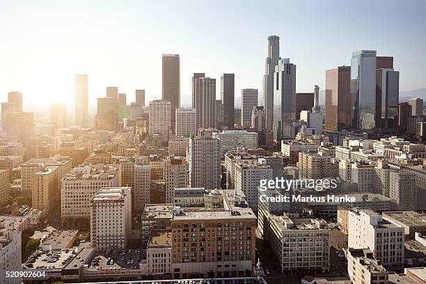 cityscape at sunset, los angeles, los angeles county, california, usa - skyline fotografías e imágenes de stock