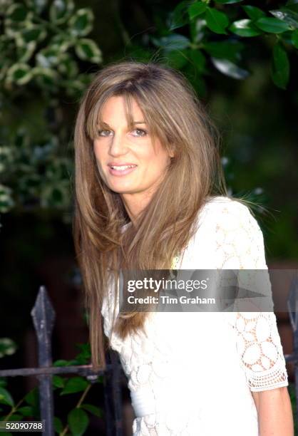 Jemima Kahn At A Celebrity Party Hosted By Broadcaster Sir David Frost In Chelsea. She Has Recently Become Divorced From Her Husband Imran Kahn.