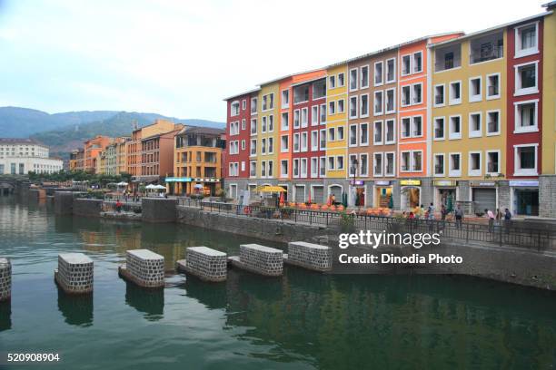 lavasa lake, pune, maharashtra, india, asia - pune city stock-fotos und bilder