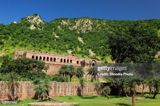 ruin fort, bhangarh, rajasthan, india - the fort stock pictures, royalty-free photos & images