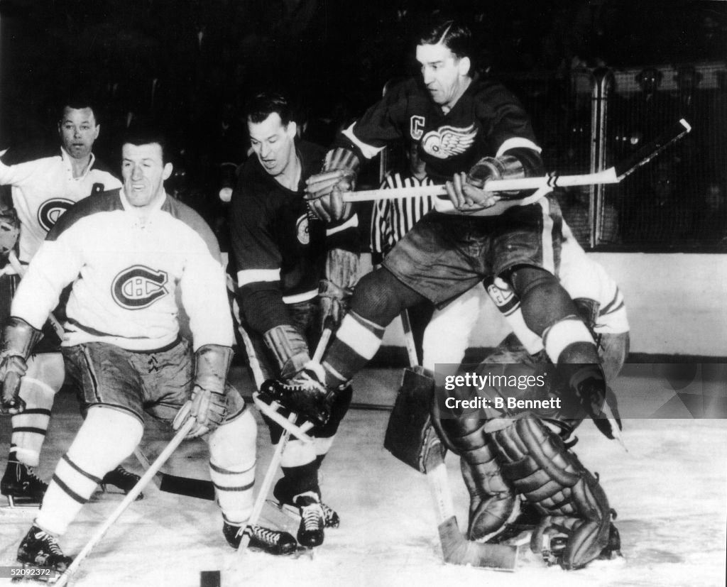 Montreal Canadiens v Detroit Red Wings