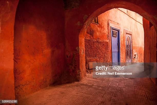 medina marrakech morocco - north africa stockfoto's en -beelden