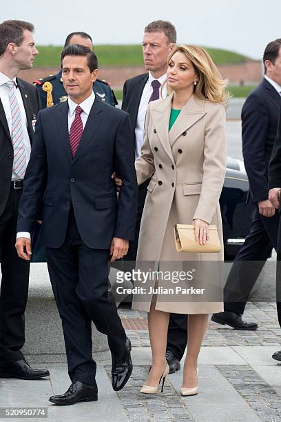 The President, and his wife on a visit to Kronberg Castle and the M/S Maritime Museum of Denmark during the State visit of the President of The...