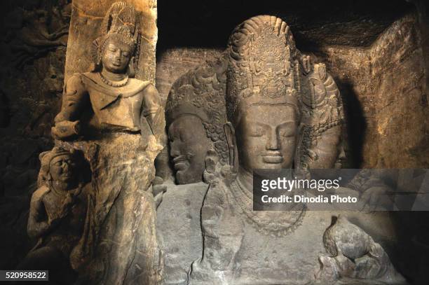 statue of shiva in elephanta cave, bombay mumbai, maharashtra, india - elephanta caves stock pictures, royalty-free photos & images