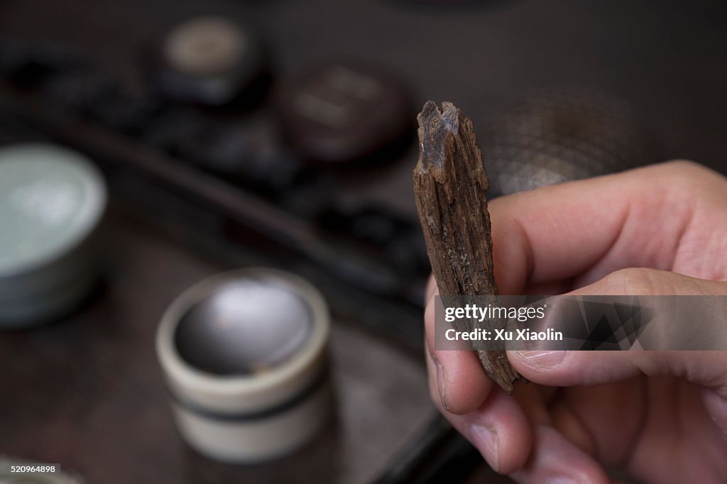 Chinese traditional agarwood ceremony
