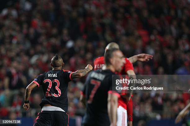 Bayern Munich's defender Arturo Vidal celebrate scoring Bayern«s first goal during the match between SL Benfica and FC Zenit for the UEFA Champions...