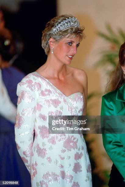 Diana, Princess Of Wales, Attending A Banquet At The Itamarati Palace, The President Of Brazil's Official Residence. The Princess Is Wearing An Ivory...