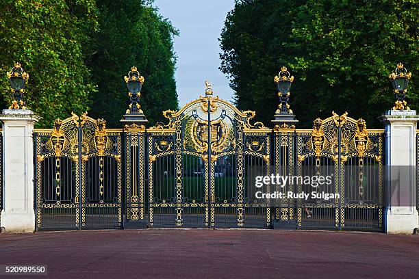 canada gate in green park - ornate gates stock pictures, royalty-free photos & images