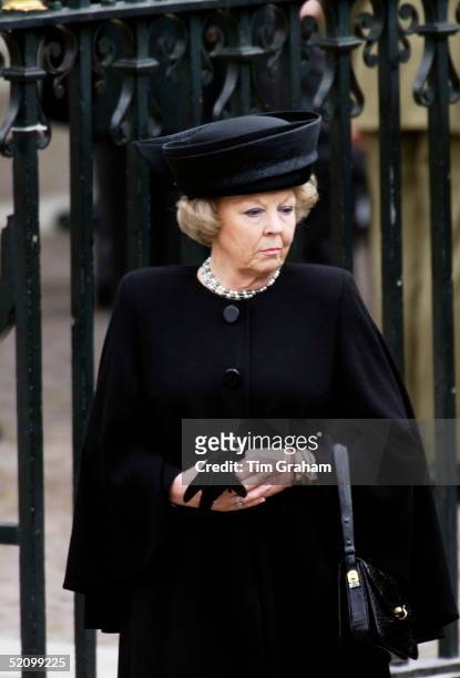 Mourners Gather At Westminster Abbey For The Funeral Of The Queen Mother Who Had Lived To The Age Of 101. Queen Beatrix Of The Netherlands.