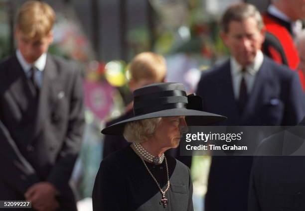 Mrs Shand-kydd Attending The Funeral Of Her Daughter, Diana, Princess Of Wales At Westminster Abbey.