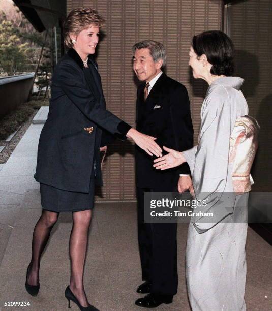 Princess Diana In Tokyo Meeting The Emperor Akihito And Empress Michiko Of Japan.
