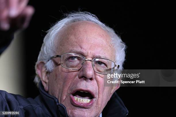 Democratic Presidential candidate Bernie Sanders speaks to thousands of people at a rally for in New York CityÕs historic Washington Square Park on...