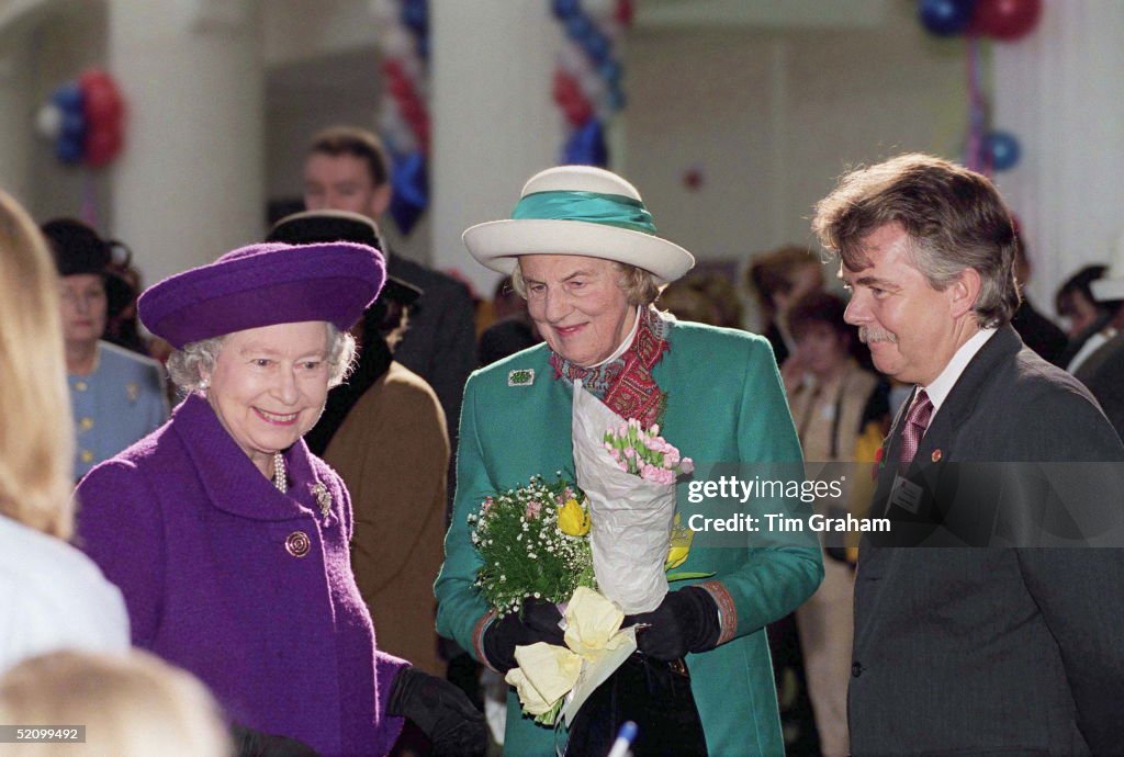 Queen At Diana Hospital