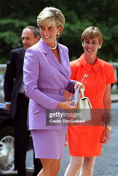 Diana, Princess Of Wales, Arriving To Make An Anti-landmines Speech At The Red Cross Headquarters In Washington.