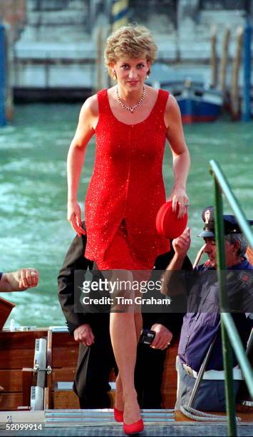Princess Diana arriving at the Peggy Guggenheim Museum in Venice for a reception as part of the Biennale exhibition, 8th June 1995. She is wearing a...