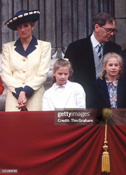 Lady Rose Windsor And Lady Davina Windsor With Their Father The Duke Of Gloucester And Princess Diana On The Balcony Of Buckingham Palace For...