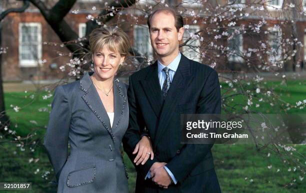 Prince Edward And His Fiancee Sophie Rhys-jones On The Day Of Their Engagement, Posing For Pictures At St. James's Palace.
