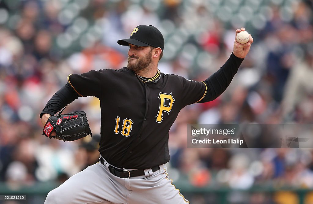 Pittsburgh Pirates v Detroit Tigers