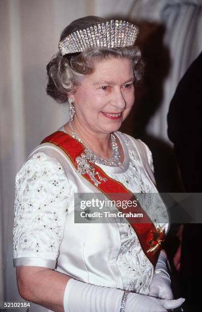 Queen Wearing Russian Fringe Tiara, Diamond Necklace And Queen Mary's True Lovers Knot Brooch For A Banquet At The Schloss Augustusburg In Germany